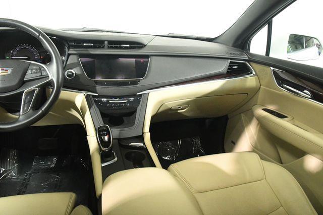 The 2017 Cadillac XT5 Luxury AWD