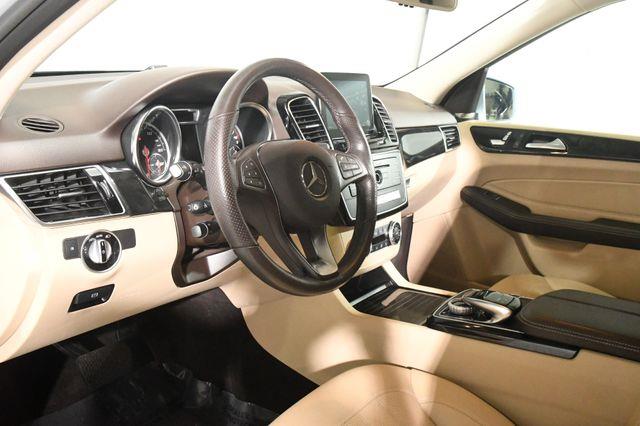 2017 Mercedes-Benz GLE 350 w/ Nav/ Blind Spot/ Safety Tec photo