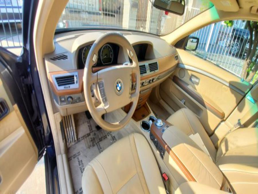 2003 BMW 7-Series 745i photo