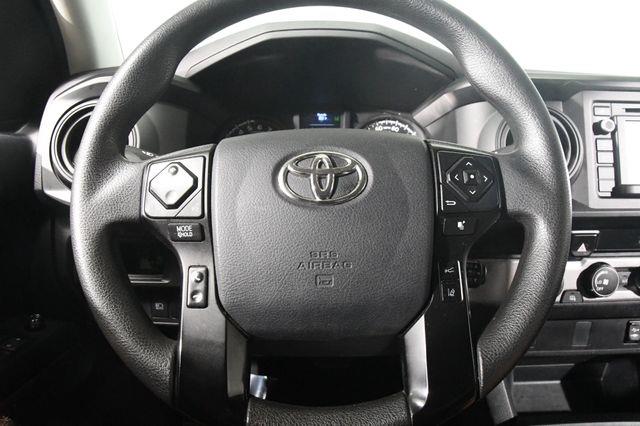 2019 Toyota Tacoma SR5 photo