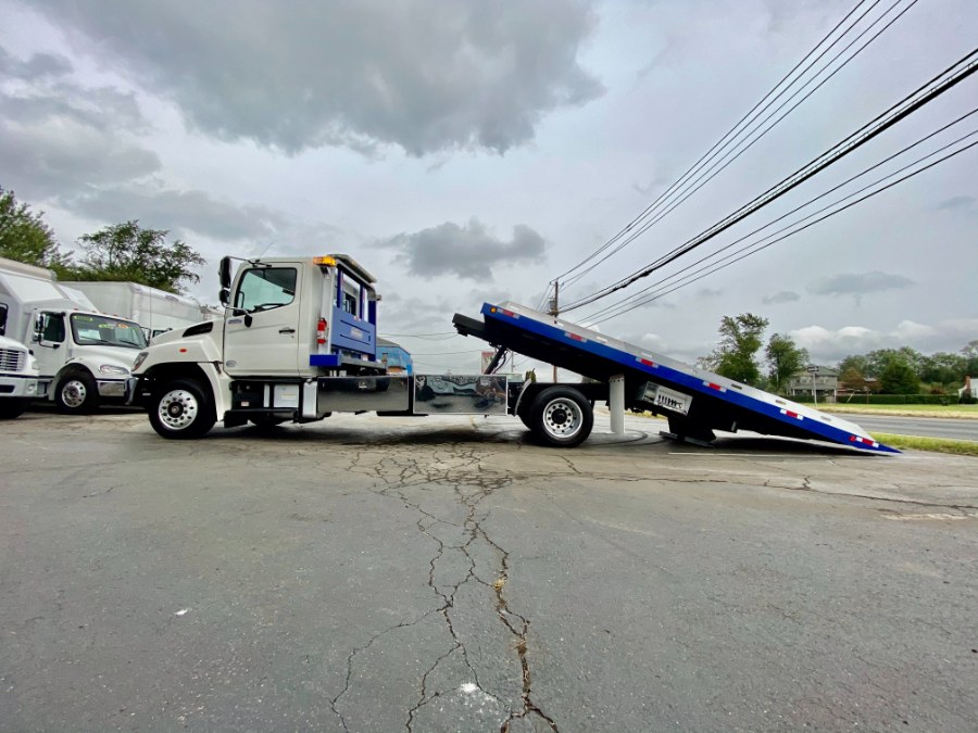 2014 Hino 258 Roll Back Tow Truck photo