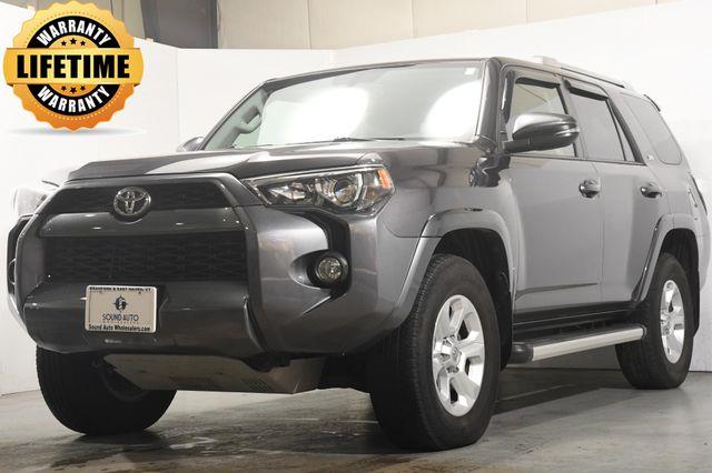 The 2018 Toyota 4Runner Limited photos