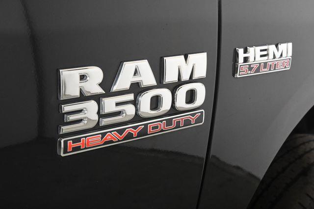 2016 RAM 3500 Tradesman photo