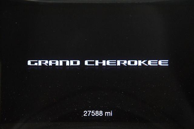 2017 Jeep Grand Cherokee Limited w/ Nav/ Blind Spot/ Su photo