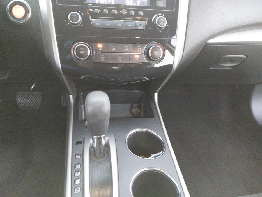 2015 Nissan Altima 4dr Sdn I4 2.5 S photo