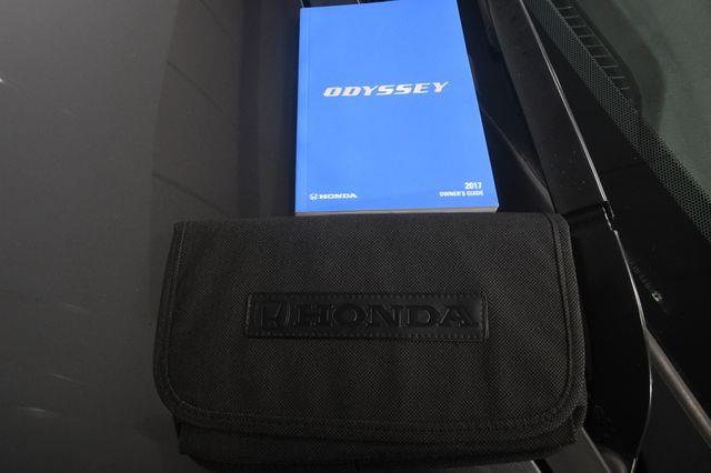 2017 Honda Odyssey SE w/ DvD photo