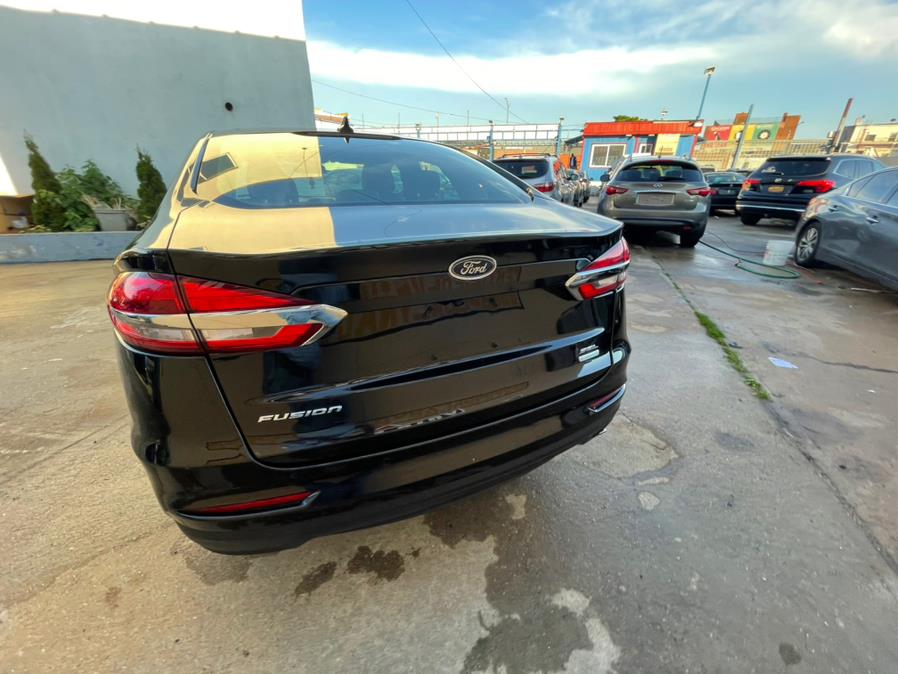 2019 Ford Fusion Titanium photo