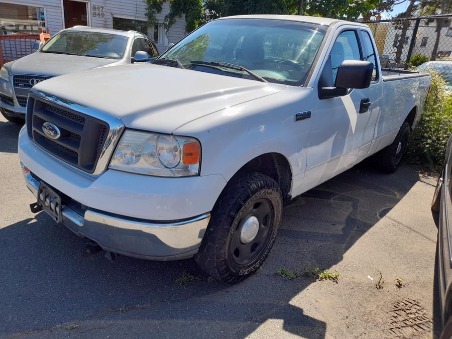 2004 Ford F-150 XL photo