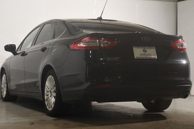 2015 Ford Fusion Hybrid S photo