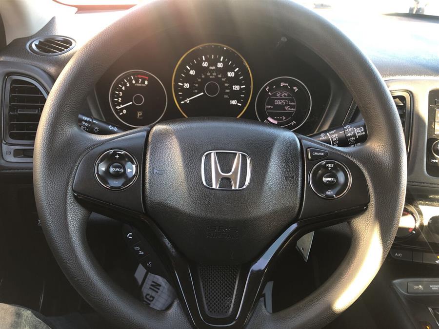 2018 Honda HR-V LX AWD 4dr Crossover photo