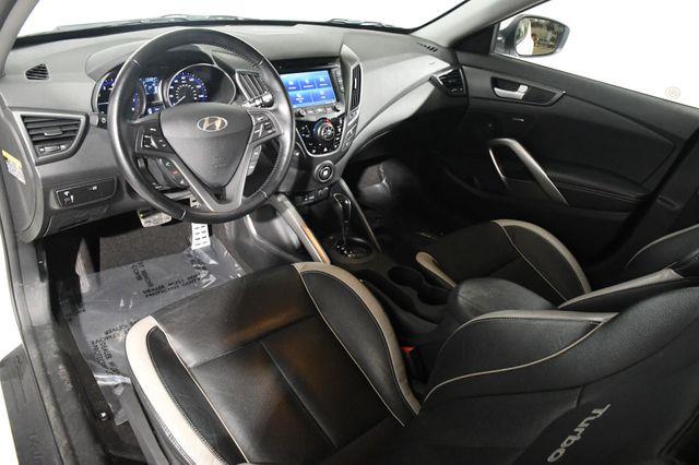 2015 Hyundai Veloster Turbo photo
