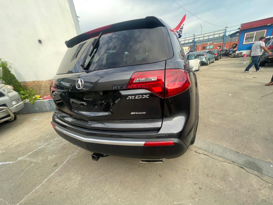 The 2013 Acura MDX Base w/Tech w/RES