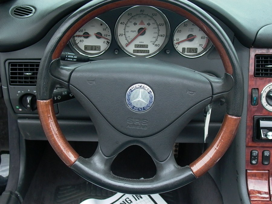 2001 Mercedes-Benz SLK-Class SLK320 photo