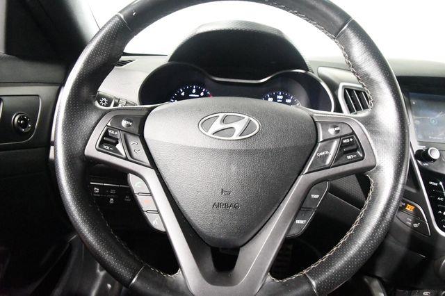 2016 Hyundai Veloster Turbo photo