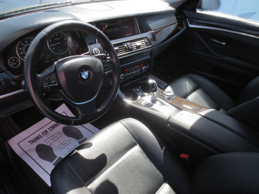 The 2015 BMW 5-Series 4dr Sdn 528i RWD