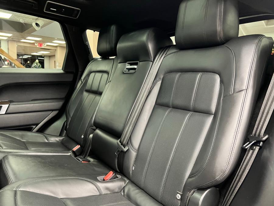 2019 Land Rover Range Rover Sport V6 Supercharged HSE *Ltd Avail in Massapequa Park, NY
