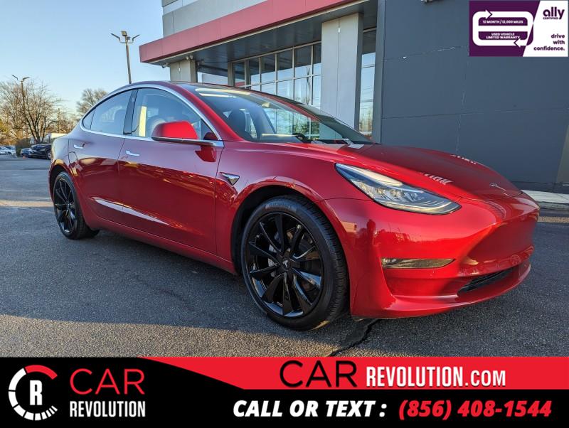 The 2018 Tesla Model 3 Long Range Battery photos