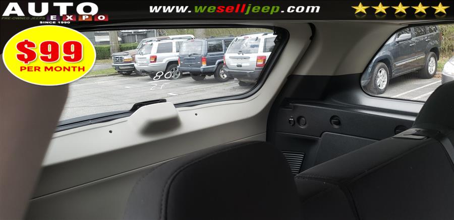 2009 Jeep Grand Cherokee Laredo photo