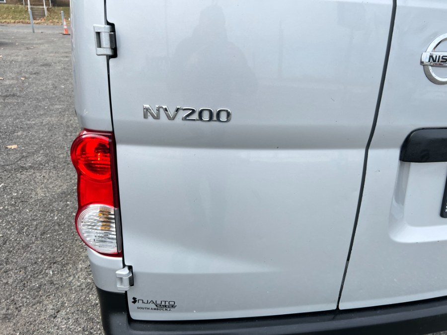 2015 Nissan NV200 I4 S photo