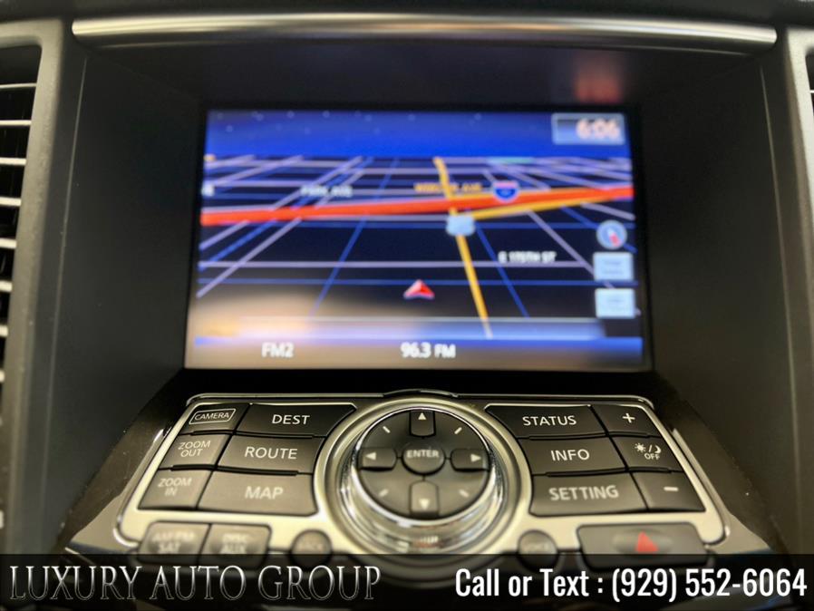 2016 Infiniti QX70 AWD 4dr photo