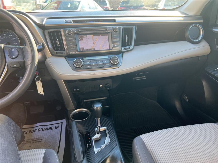 2015 Toyota RAV4 XLE AWD 4dr SUV photo