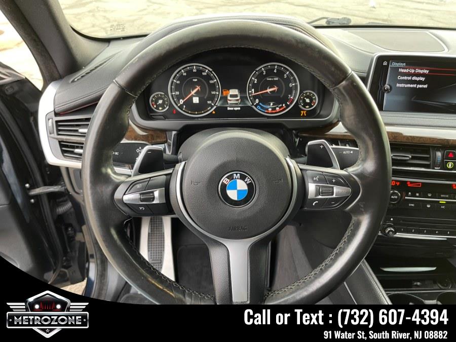 2017 BMW X6 xDrive50i M-Sport photo