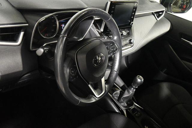 2019 Toyota Corolla Hatchback SE photo
