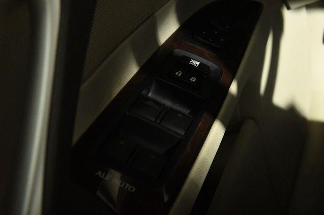 2012 Lexus IS 250 photo