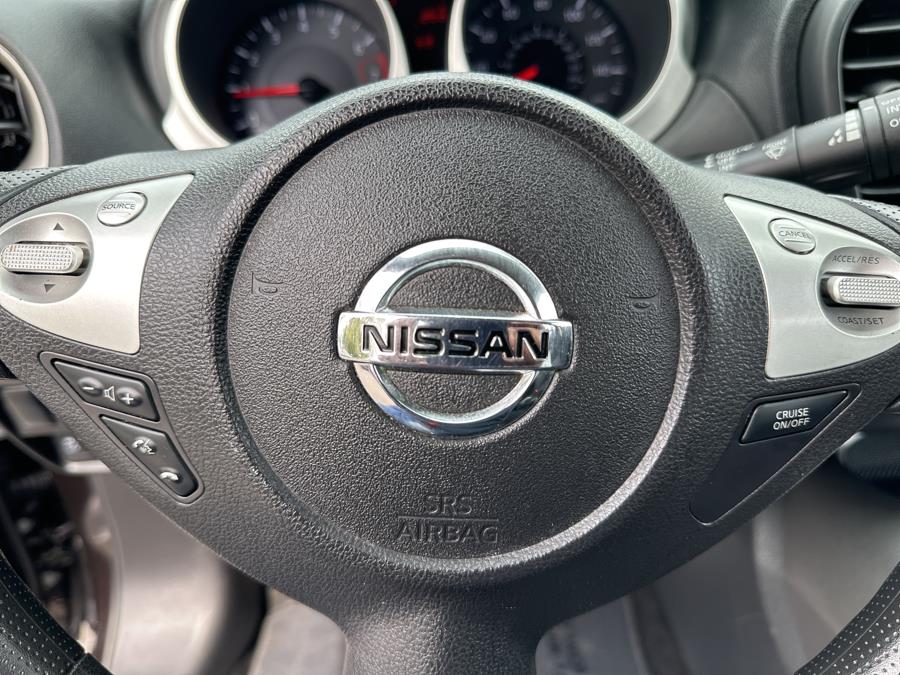 2016 Nissan JUKE 5dr Wgn CVT S FWD photo