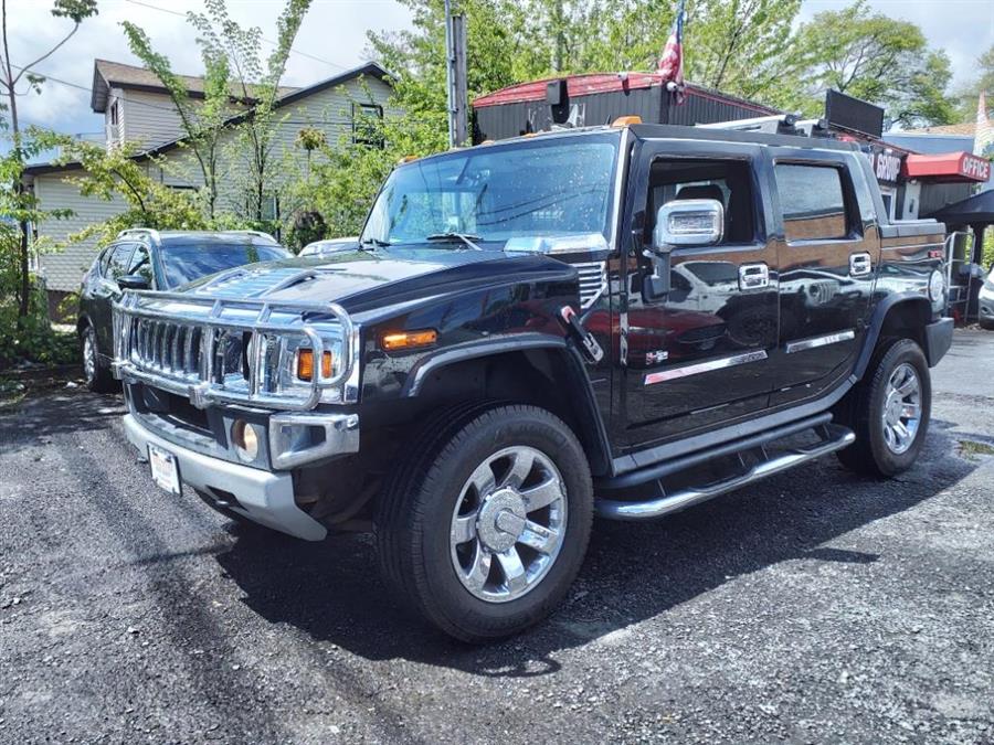 The 2009 HUMMER H2 SUT Luxury photos