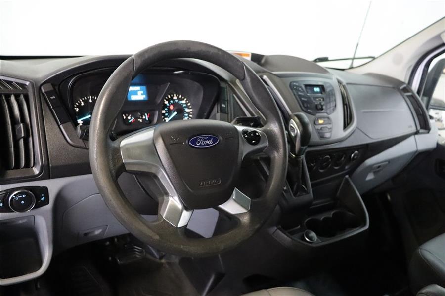 2018 Ford TRANSIT T-150 photo