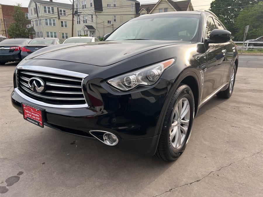 2015 Infiniti QX70 Base AWD 4dr SUV photo