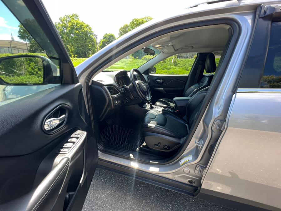 2019 Jeep Cherokee Latitude Plus 4x4 in Waterbury, CT