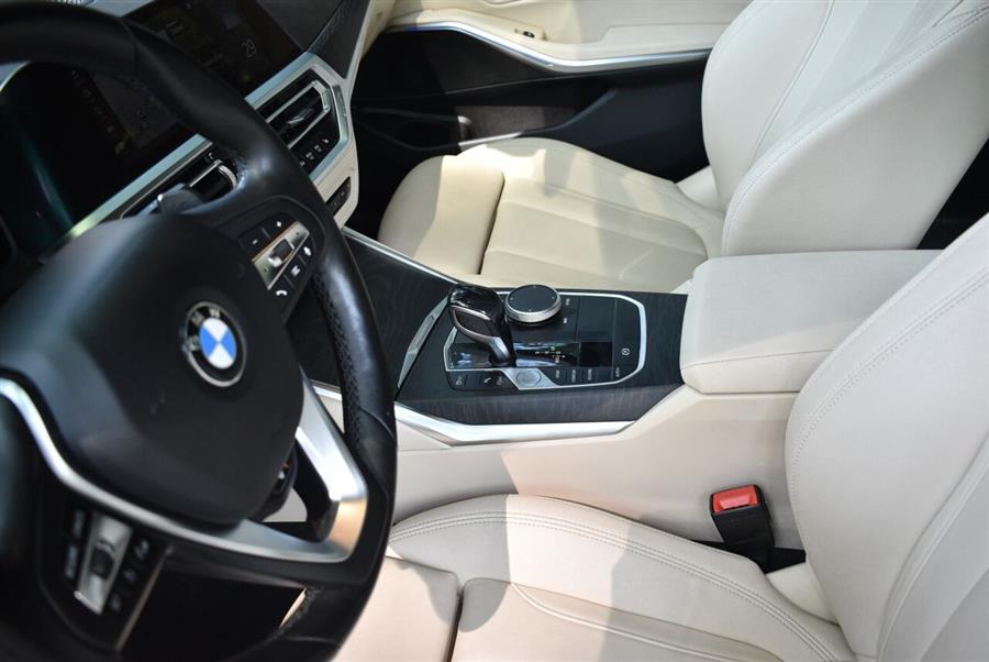 2021 BMW 3-Series 330i xDrive AWD 4dr Sedan photo