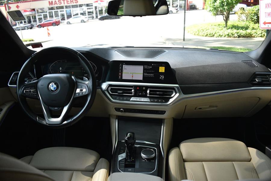 2021 BMW 3-Series 330i xDrive AWD 4dr Sedan photo