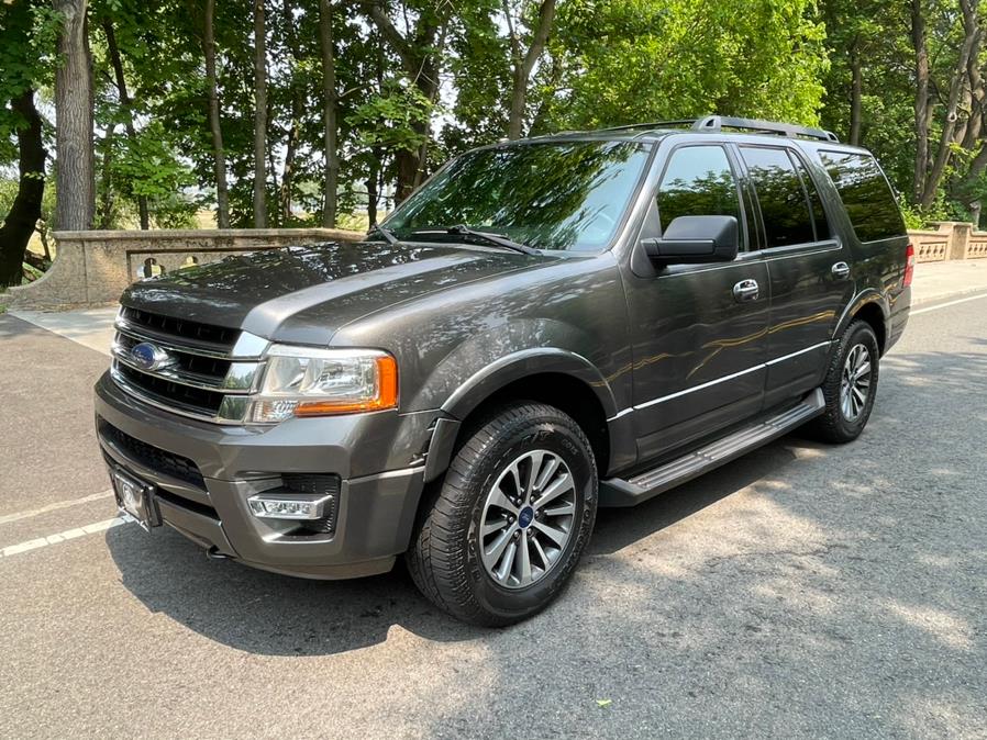 2016 Ford Expedition 4WD 4dr XLT photo