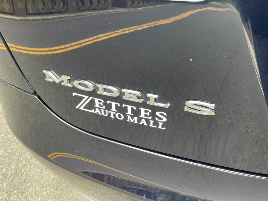 2015 Tesla Model S 4dr Sdn AWD 85D photo