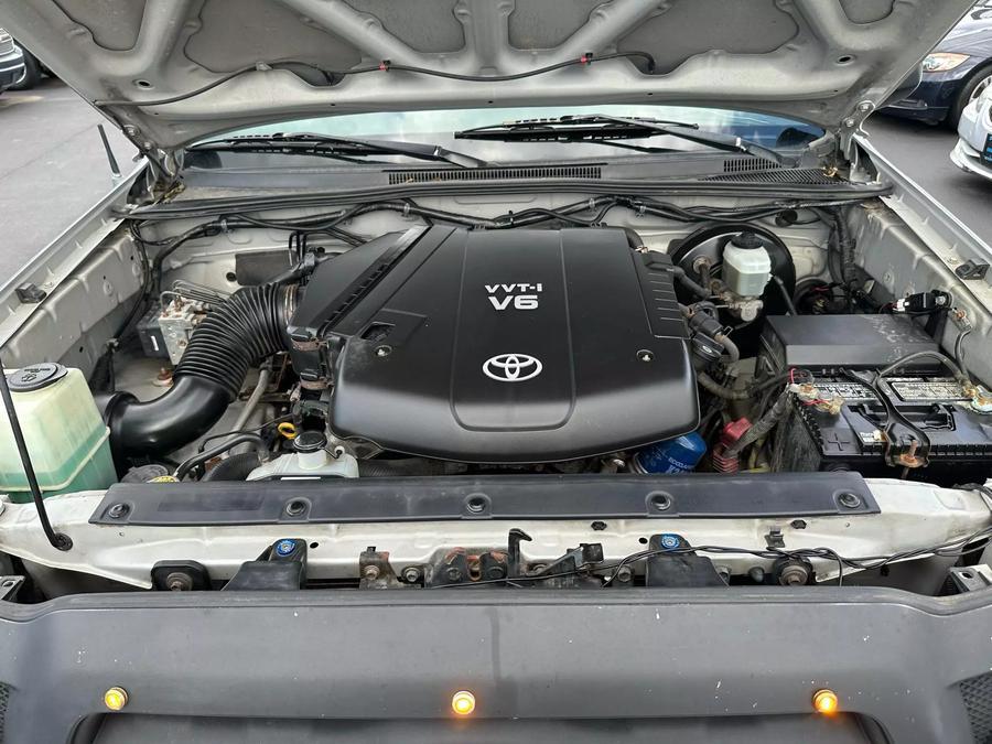 2007 Toyota Tacoma V6 photo