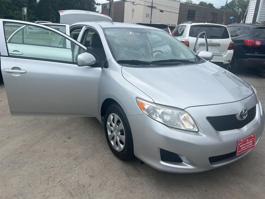 2010 Toyota Corolla photo