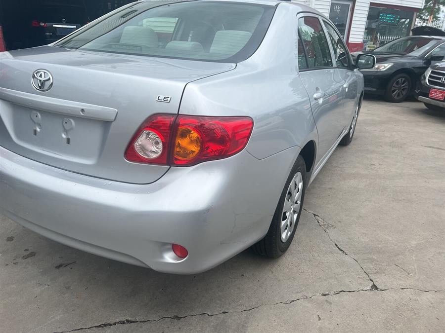 2010 Toyota Corolla photo