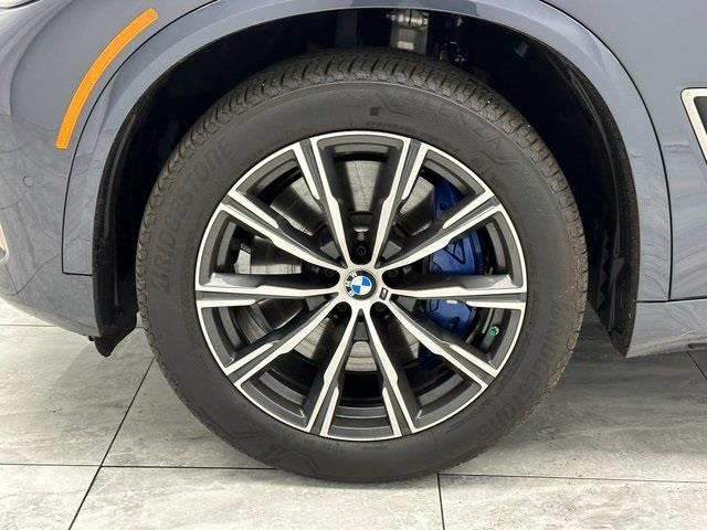 2022 BMW X5 M50i photo