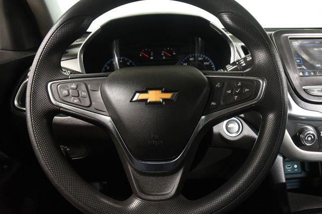 2019 Chevrolet Equinox LS photo