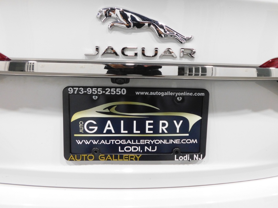 2018 Jaguar XF Sedan 35t Prestige AWD *Ltd Av photo