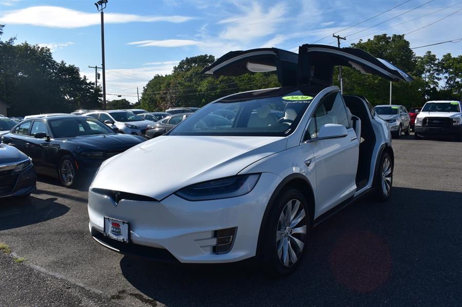 2020 Tesla Model X  photo