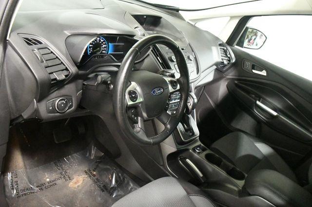 2017 Ford C-Max Hybrid SE photo