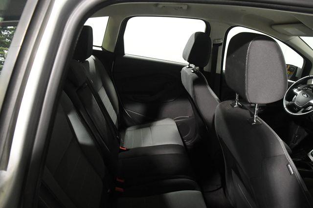 2016 Ford C-Max Hybrid SE photo