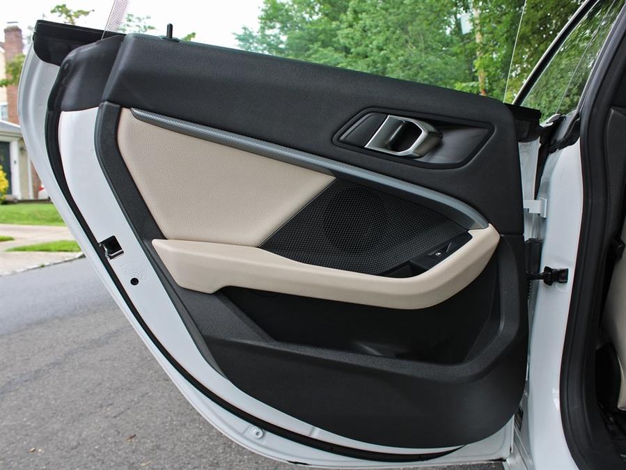2022 BMW 2 Series 228i xDrive Sport Line Package photo