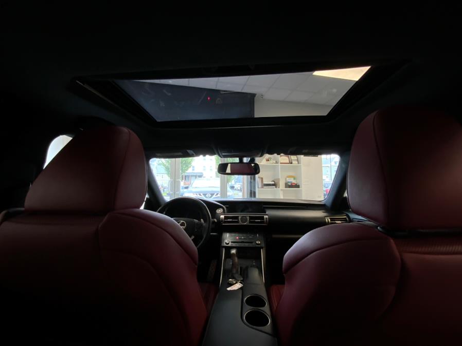 2015 Lexus IS 350 photo