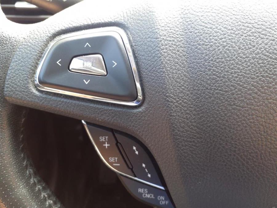 2013 Lincoln MKZ Hybrid photo