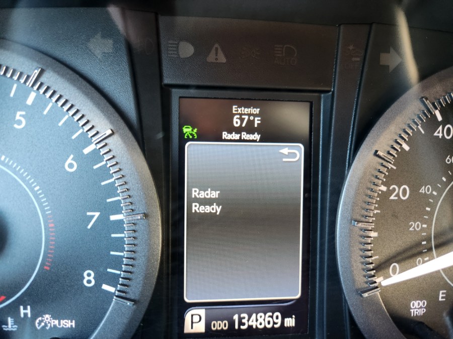 2019 Toyota Sienna L FWD 7-Passenger (Natl) photo